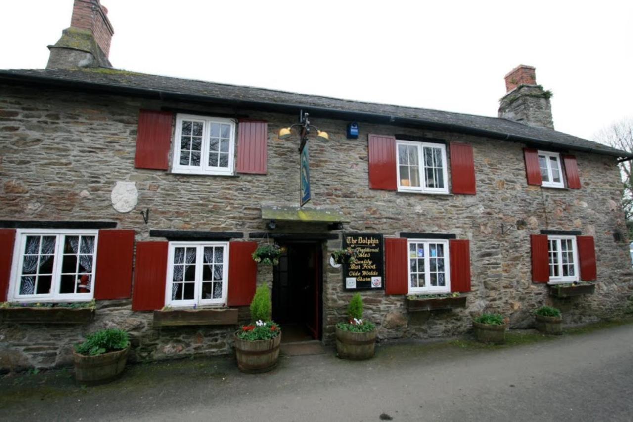 The Dolphin Inn Kingsbridge  Exterior photo