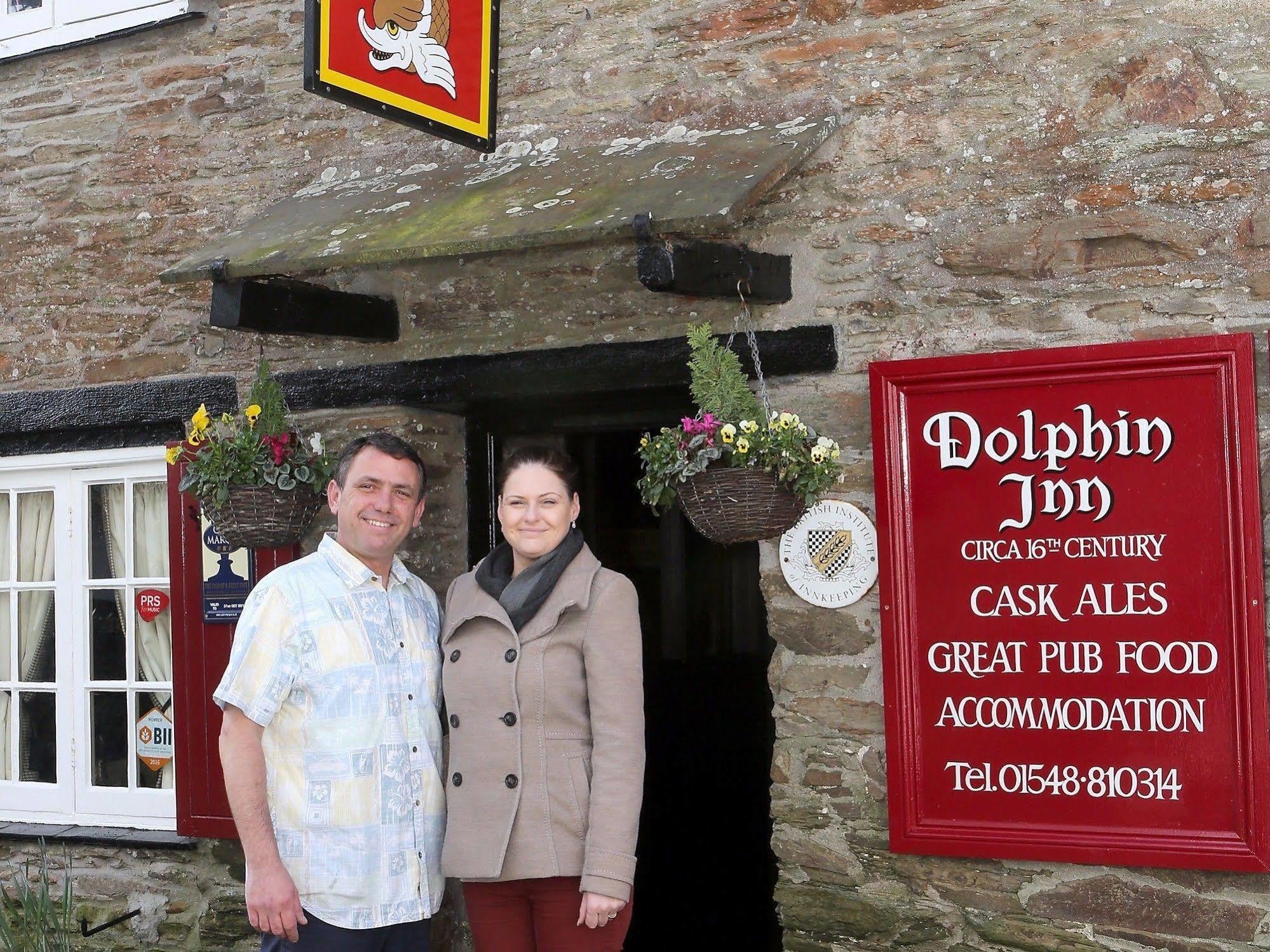 The Dolphin Inn Kingsbridge  Exterior photo